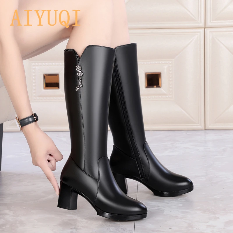 AIYUQI; женские высокие сапоги; коллекция года; женские зимние сапоги из натуральной кожи; Толстая теплая шерсть; трендовые женские мотоботы; обувь на высоком каблуке