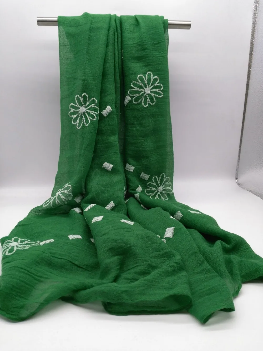 2017 Модный цветочный Пенящийся шарф с принтом для женщин длинный круг принт шали