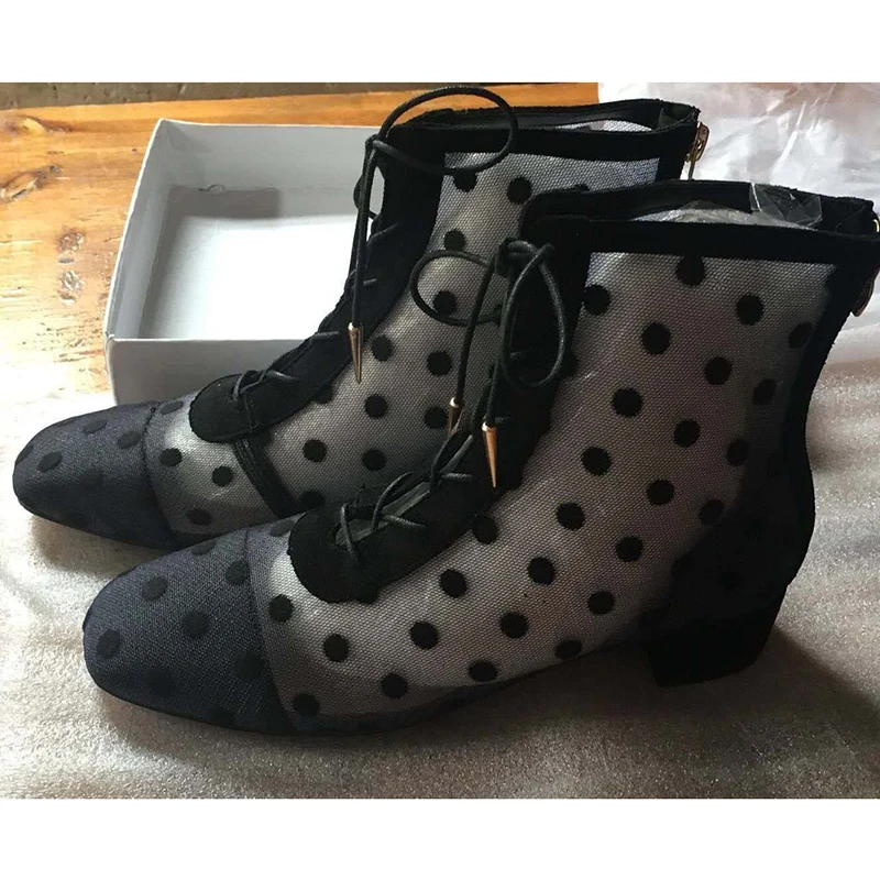 Женские ботильоны в стиле ретро с круглым носком на шнуровке плоской подошве