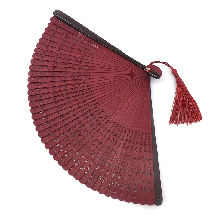 

Трехцветный резной бамбуковый складной веер со стрекозой