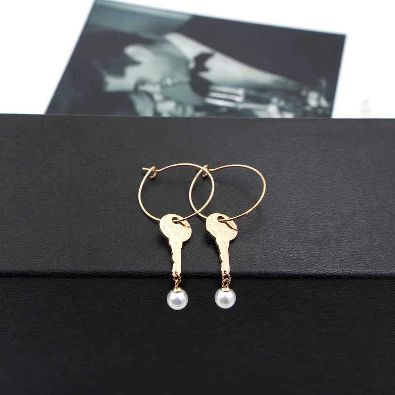 Уникальный дизайн в форме ключа с жемчужным крючком женские серьги-Крючки цвета
