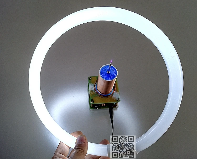 Music Tesla Coil Space Lights Плазменные динамики Technology электронная продукция сделай