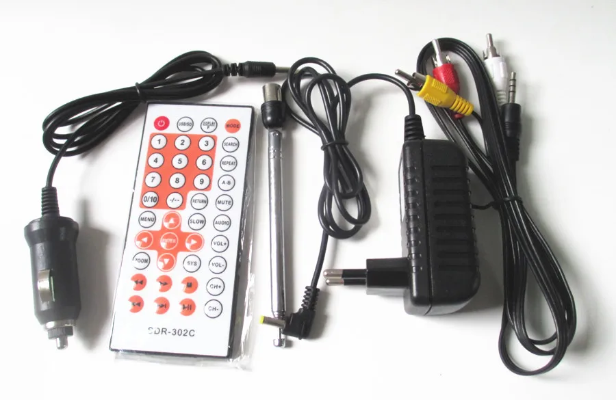 7 дюймов Сенсорный ключ ЖК-авто портативный приборной панели Телевизора MP3 MP4 AV