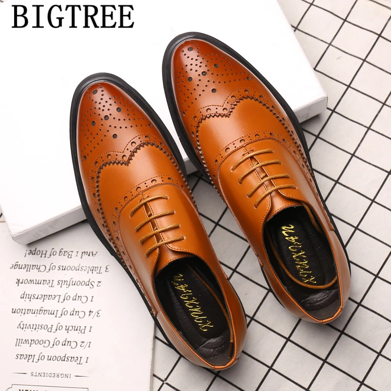 Обувь с перфорацией типа броги Для мужчин Классика s Туфли-броги брендовая