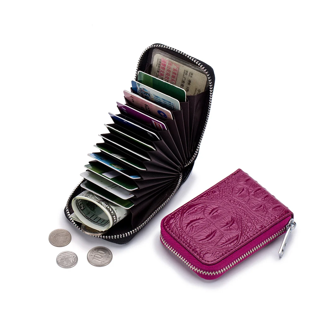 Фото Кожаный чехол-кошелек для кредитных карт с текстурой под кожу аллигатора | Багаж