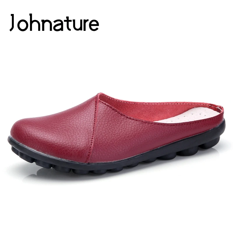 Женские шлепанцы из натуральной кожи Johnature однотонные удобные с круглым носком