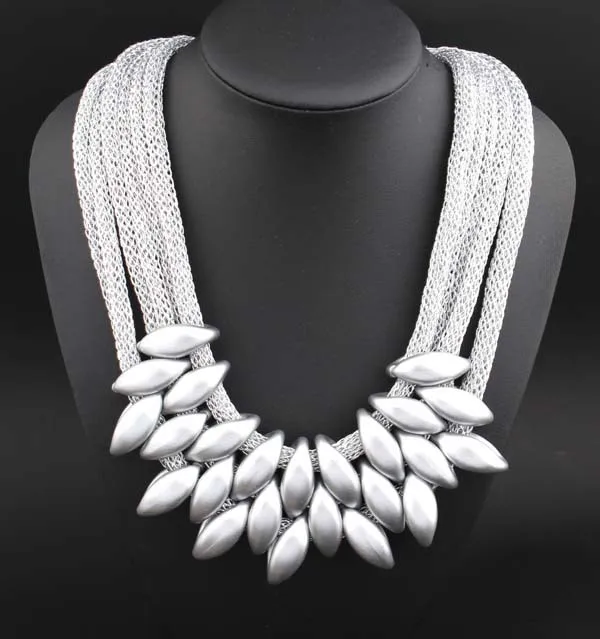 4 цвета Мода Большой себе necklacs и подвески 2017 несколько слоев листья чокер колье