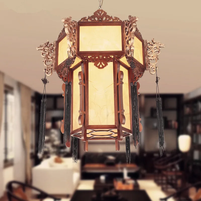 

Китайские античные дворцовые шестигранные деревянные подвесные светильники ручной работы, винтажная кофейная лампа для ворот, баров, кори...