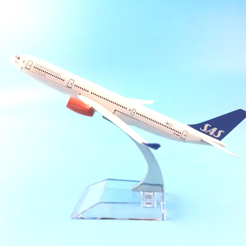 Авиапассажиров самолет скандинавский A330 модель самолета Модель Моделирование 16