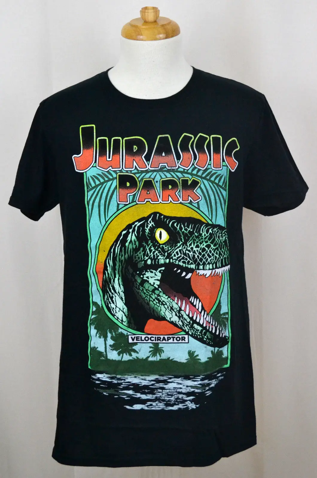 Jurasic Park T-shirt Velociraptor Poster Graphic Tee Cotton Black NWT | Мужская одежда