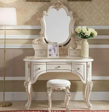 

Bedroom furniture. European dresser. Champagne gold dresser. Receive a case
