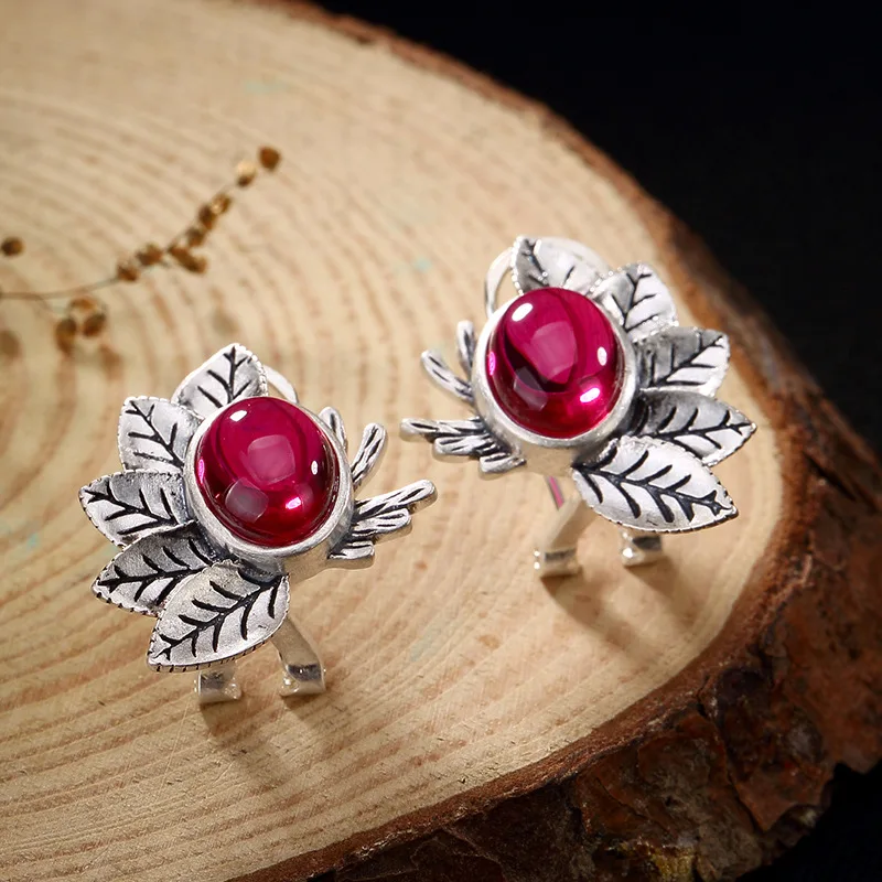 

S990 silver retro green chalcedony Garnet Earrings earrings wholesale upscale Ms.