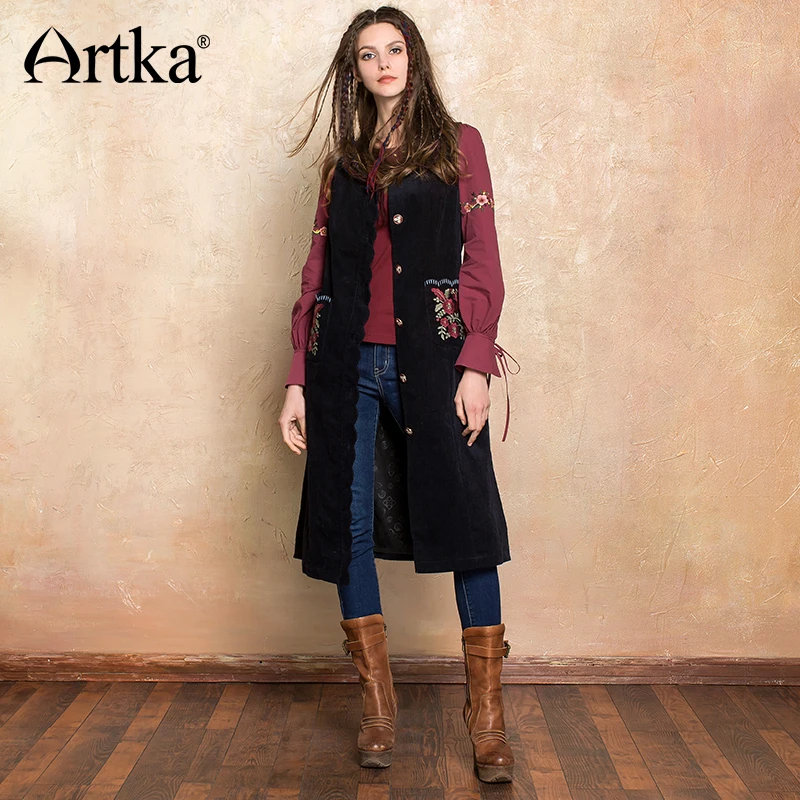 ARTKA, Осенний женский жилет, вельветовый, длинный, жилет для женщин, с вышивкой, без рукавов, жилет, куртка,, винтажная женская верхняя одежда LA10271Q