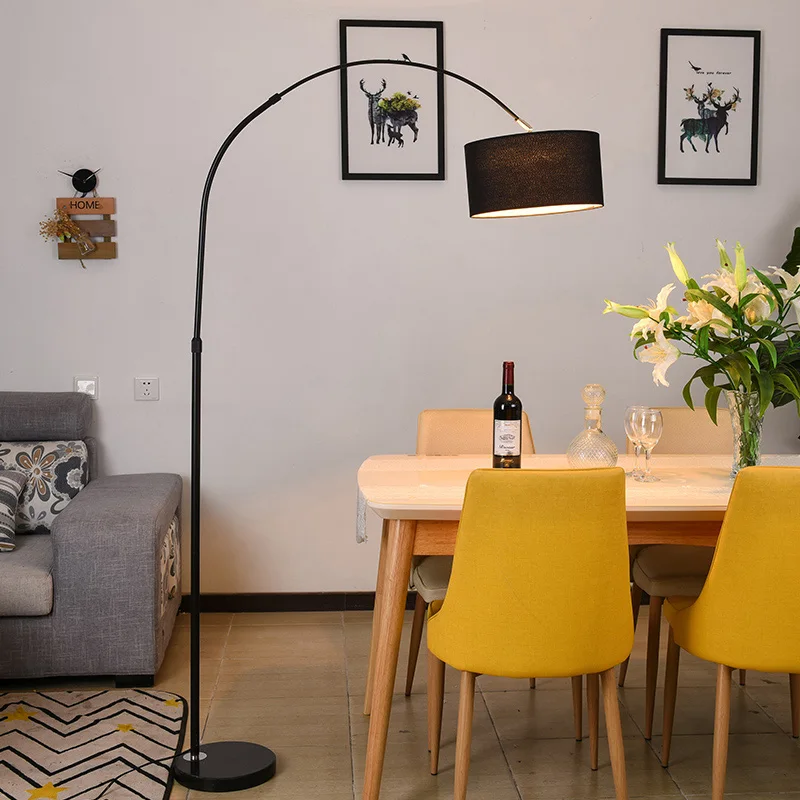 Простая Современная Вертикальная платформа в Северо-Европейском стиле гостиная