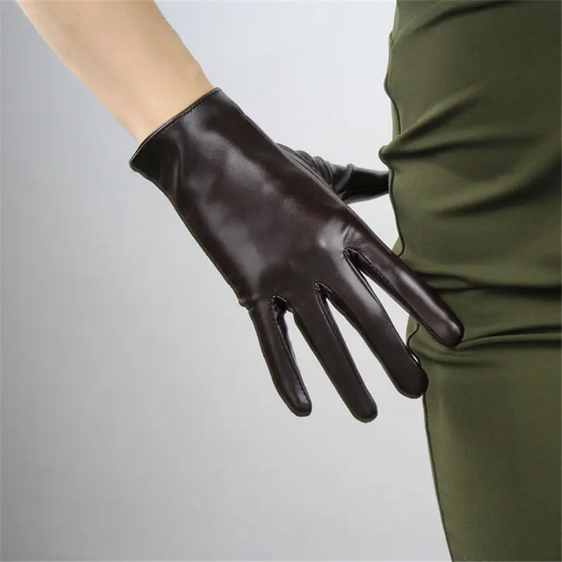 

21cm Touchscreen Short Gloves Emulation Leather Patent Leather Dark Brown Coffee Black White Female PU Gloves WPU98-21