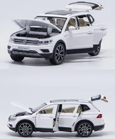 132 alloy pull back car toys high imitation tiguan lopen door music flash toy vehicles wholesale
