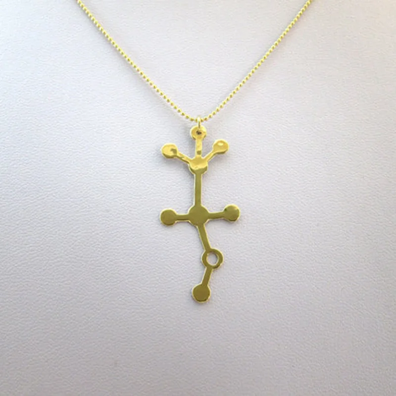 Кулон в виде молекулы спирта с этанолом | Украшения и аксессуары