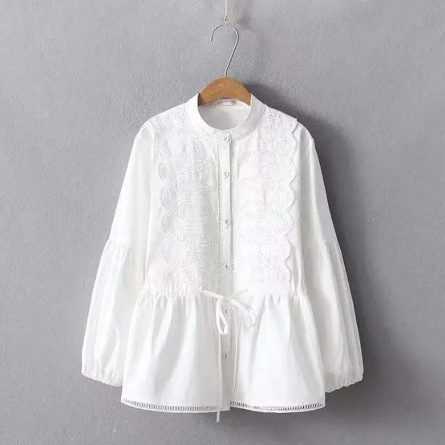 

Spring 2018 new style embroidery, lace collar, loose fitting cardigan shirt