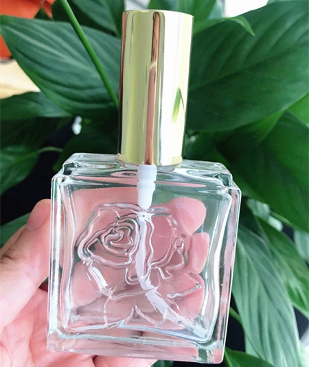 50ML Crystal Glass Perfume Empty Bottle High White Material Fine Mist Spray Bottle New Square Rose Bottle 30PCS/LOT