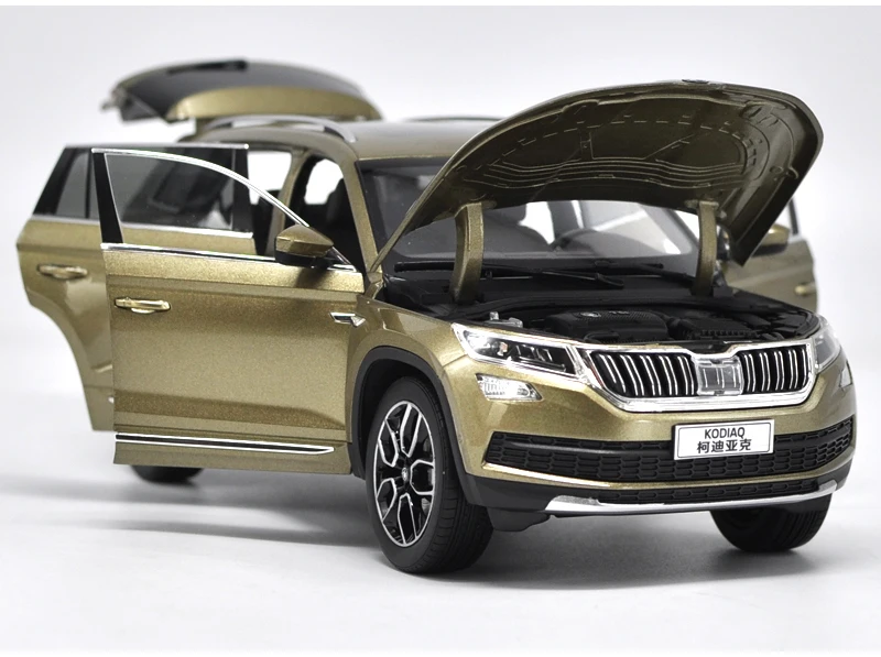 1/18 Skoda KODIAQ SUV литая под давлением металлическая модель автомобиля игрушка для детей подарки на день рождения Коллекция игрушек оригинальная коробка