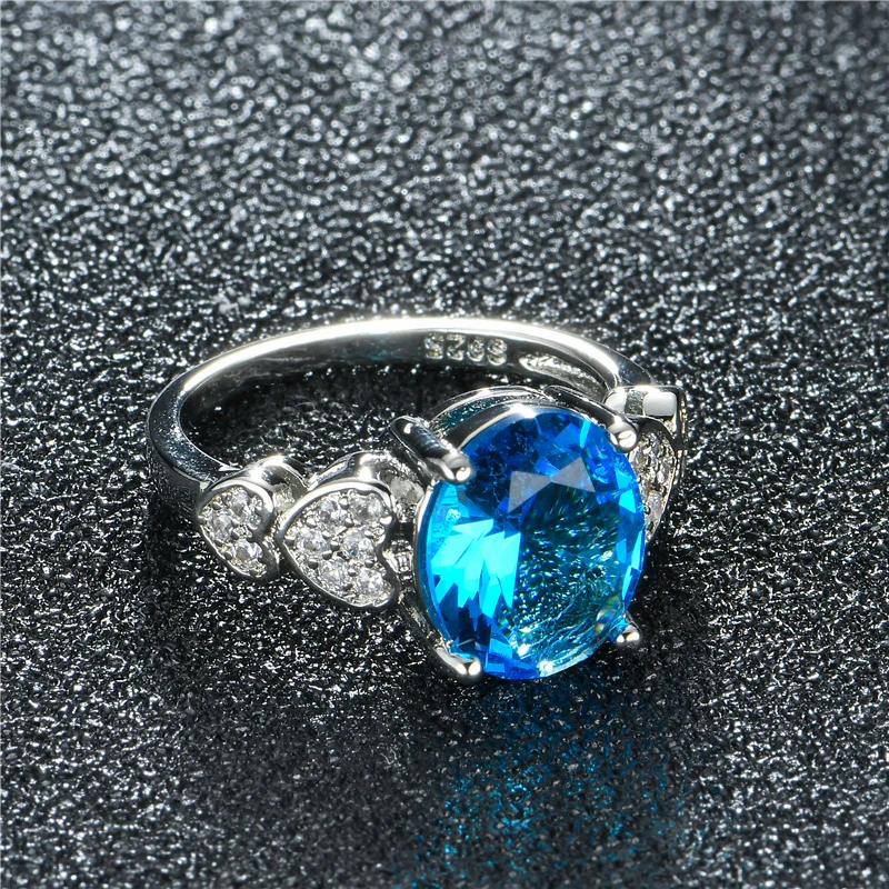 Женские кольца небесно голубого цвета с кристаллами циркона милые