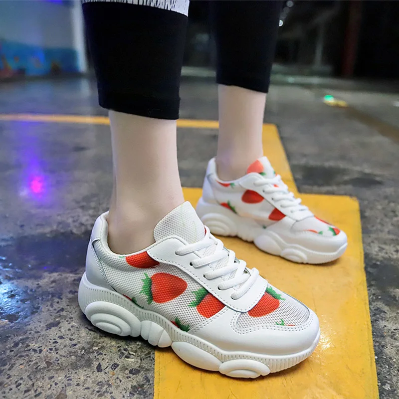 Женские дышащие кроссовки ALL YIXIE корейские спортивные для отдыха белая