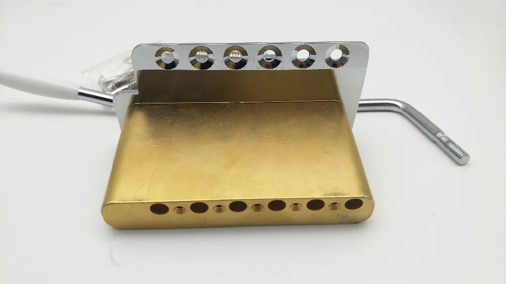 Гитарный мост один vibrato медное основание подходит для гитара Stratocaster/серебро Сделано в Корее