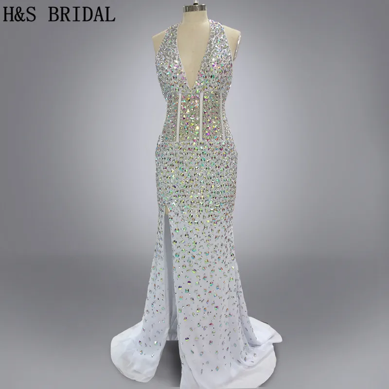 Настоящий образец элегантное шифоновое платье с треугольным вырезом украшенное