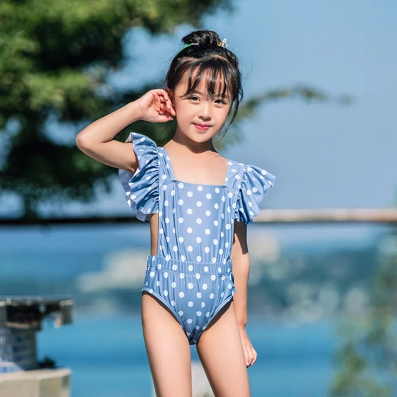 Детский раздельный купальник с шапочкой для девочек весенний Loli в спортивном