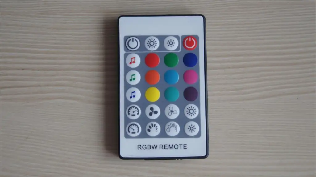 Цветной музыкальный контроллер RF RGBW (16A) /аудио RGB/RGBW светодиодный 24 кнопочный