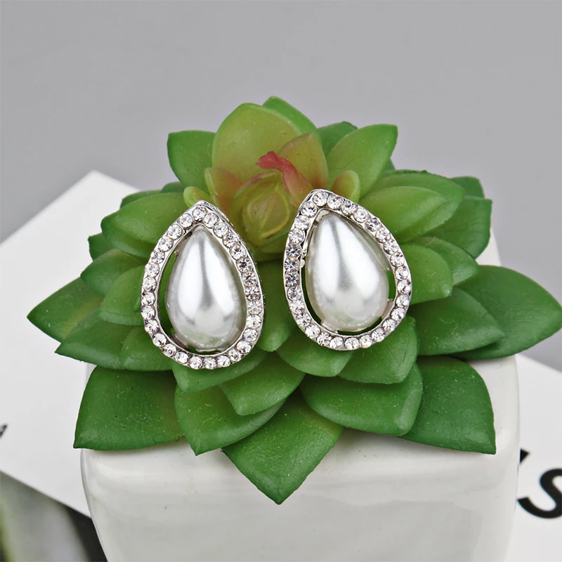 Sweet Woman Pendant Necklace Earrings Set Crystal Pearl Dripping Personality Evening Dress Assembled Jewelry 2018 | Украшения и