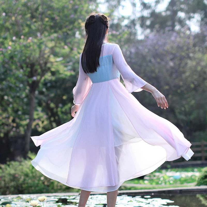 2017 Новинка в винтажном стиле Сезон лето женское платье с расклешенными рукавами