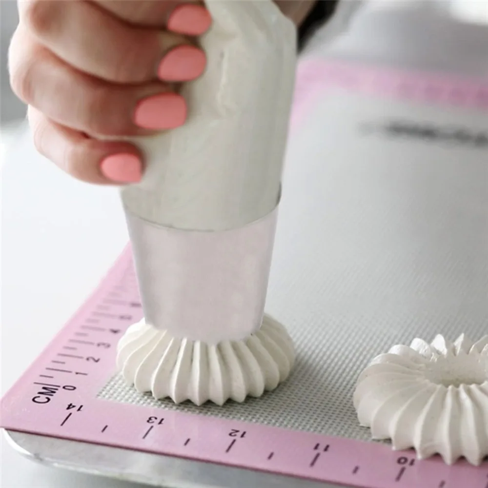 

DIY Nozzle Stainless Steel Dessert Cake Decorating Tips Cookie Bis Icing Piping Cream Pastry Bag Kitchen Accessories Fondant