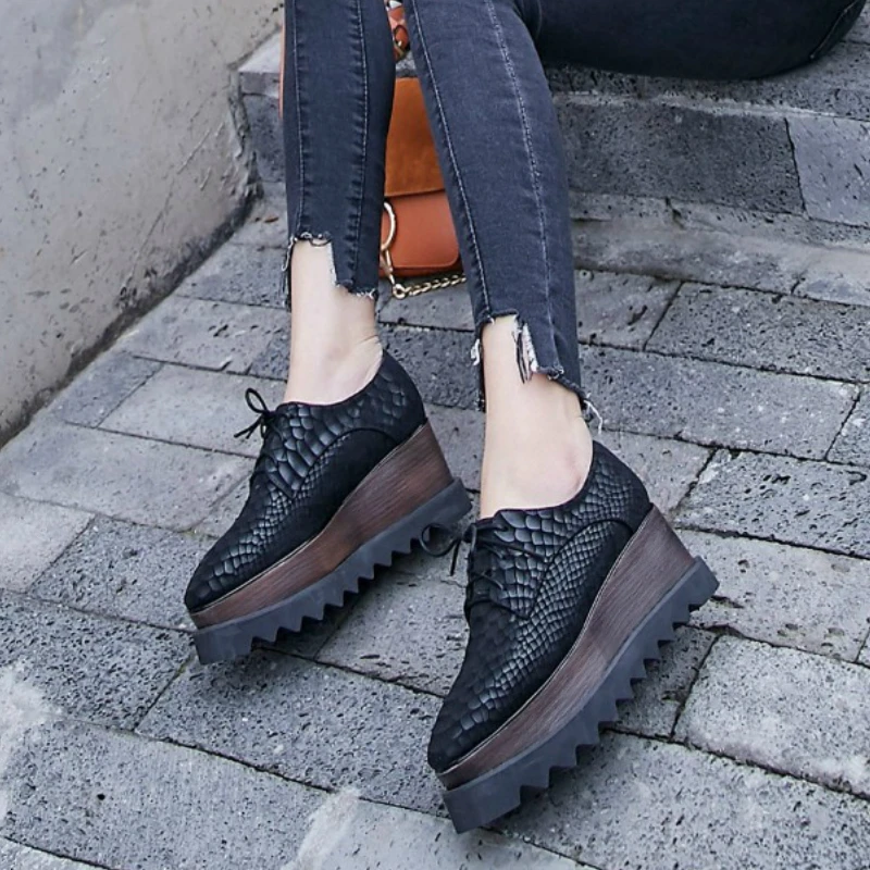 

2021 Sheep Suede Square Toe High Heels Women Pumps Wedge Novelty High Fashion Simple Style Lace Up Increased Casual Shoes L1f1