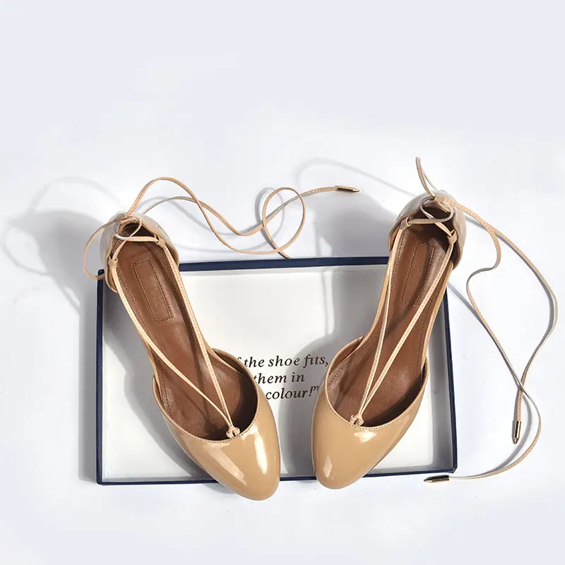 Красный Мода Лодыжки Ремень Круглым Носком Pather Кожа Женщины Насосы Полые сторона