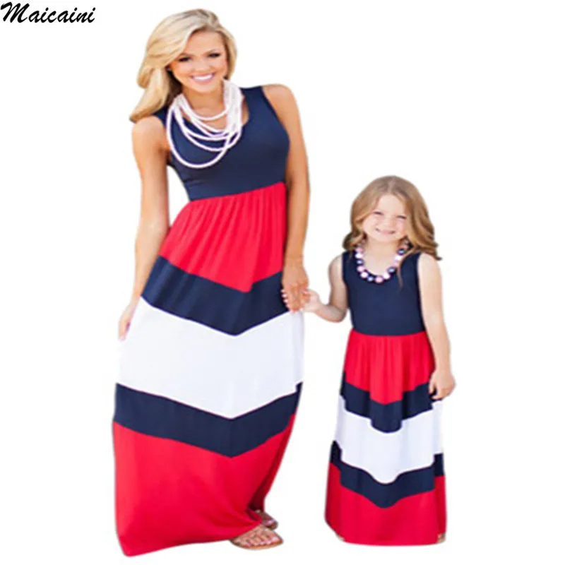 Новинка 2018 платья в полоску для матери и дочери семейные одинаковые наряды