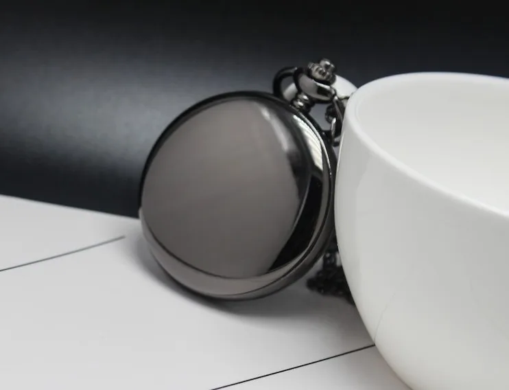 

Customized To My Son Quartz Pocket Watch Vintage Roman Numeral Display Pendant Clock Birthday Gifts for Boys Dropshipping