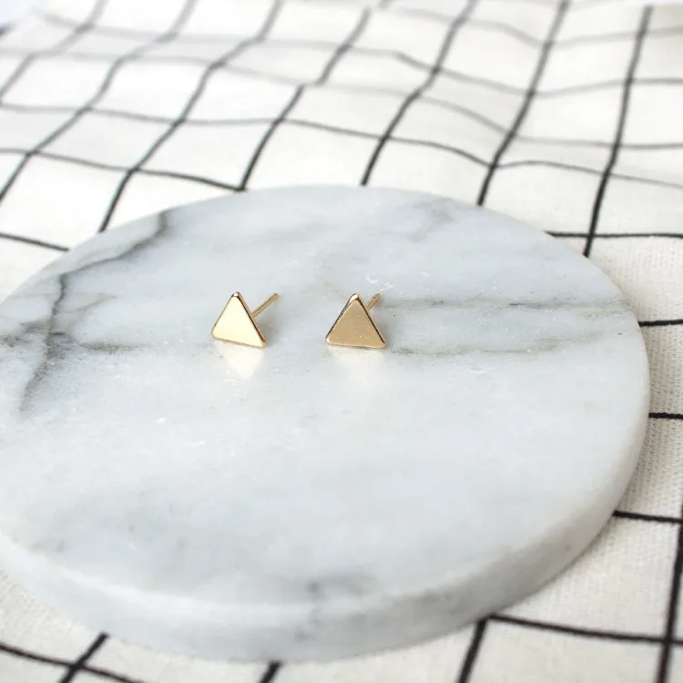 Мини серьги с треугольным принтом для женщин модные золотые/черные вращающиеся