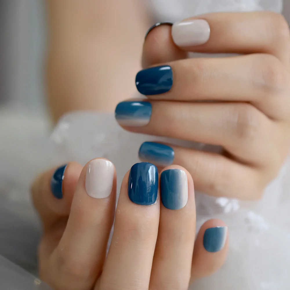 Модные искусственные ногти Ombre Faux Ongles голубой телесный градиент Короткие повседневные украшения ногти с клеем вкладки 24 комплекта