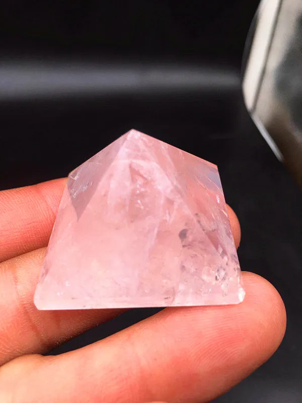 

Natural quartz crystal pink pyramid pendulous chakra
