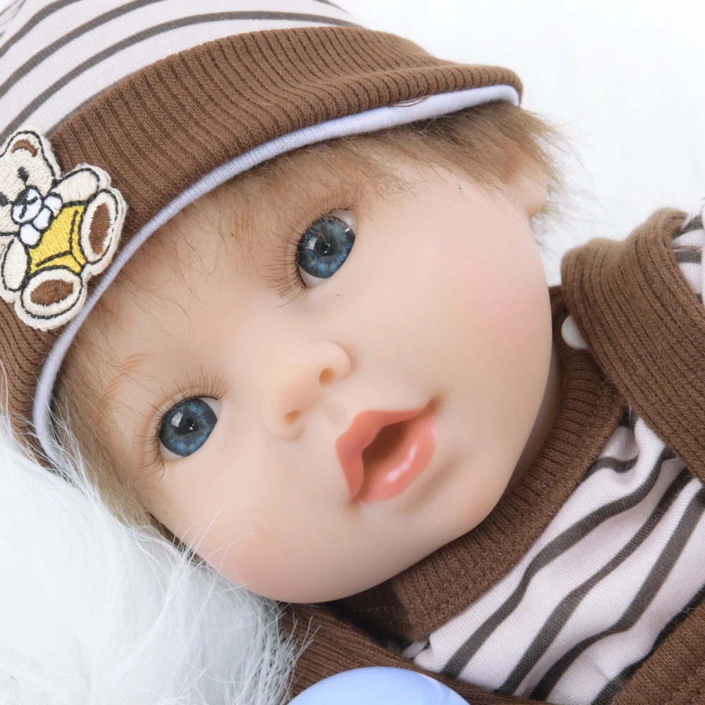 

55cm Lifelike Mohair PP Cotton Body Reborn Dolls DIY Reborn Brinquedos Action Figure Toys