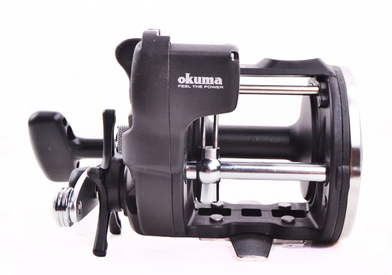 Рыболовная катушка Okuma MAGDA Ma 30dx для рыбалки на лодке со счетчиком ловли правой или