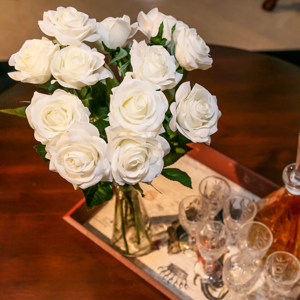 

6pcs Rose Silk Artificial Flowers Touch Real Latex Wedding Bouquet Bridesmaid Flowers Wedding Party Home Decor