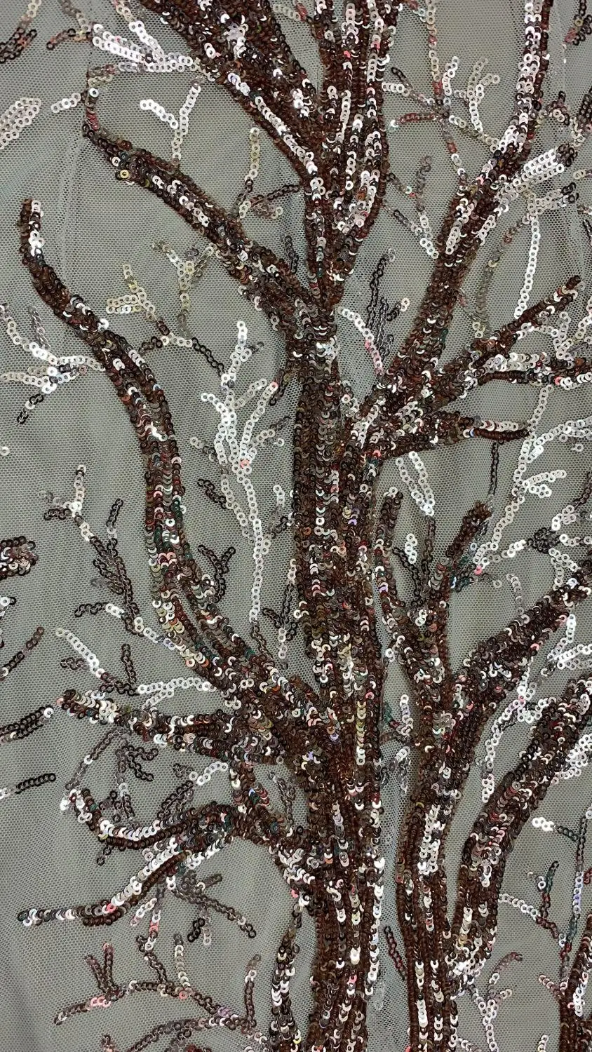 

2019 ; , , , v- Vestidos