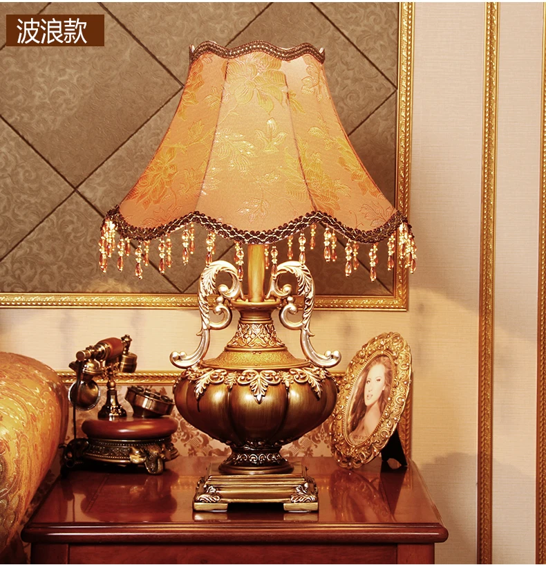 and high quality antique resin table lamp for modern fashion desk lamp
