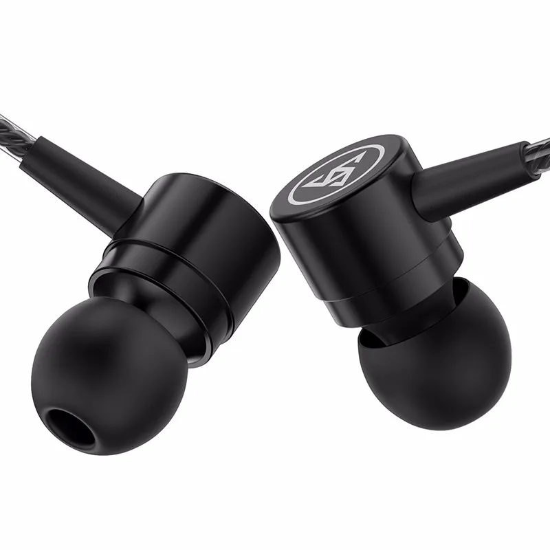 Mobile phone universal wired metal in-ear headphones subwoofer with microphone adjustable volume portable headset wire control w |