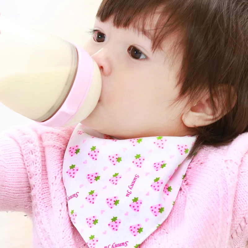 

2Pcs/Lot High quality double layers cotton baby bibs Burp Cloths Lovely Cartoon Character Animal baby bandana dribble bibs