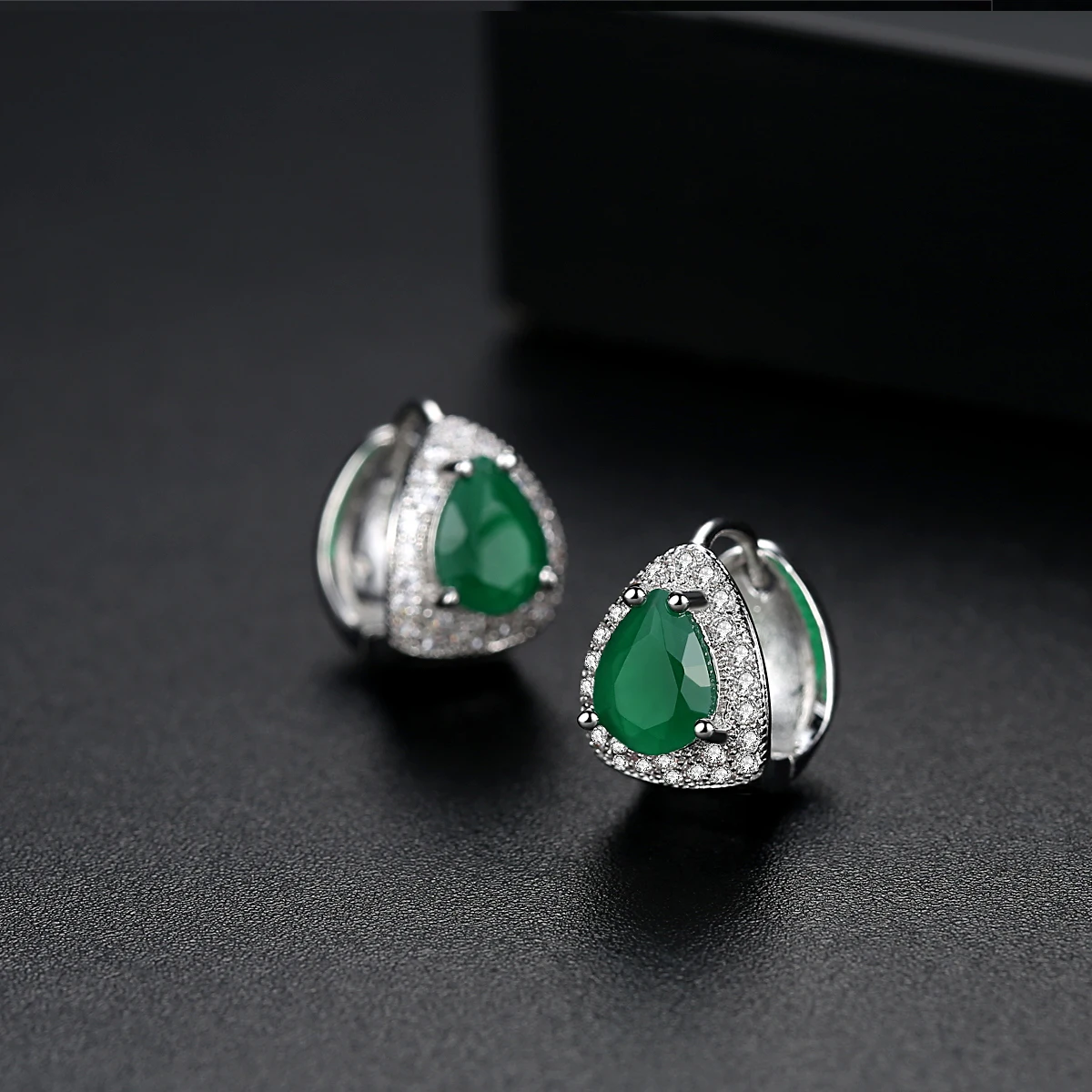 LUOTEEMI Design Stud Earrings for Women Dating Party Luxury Water Drop CZ Three Colors Female Jewelry Pendientes Christmas Gift