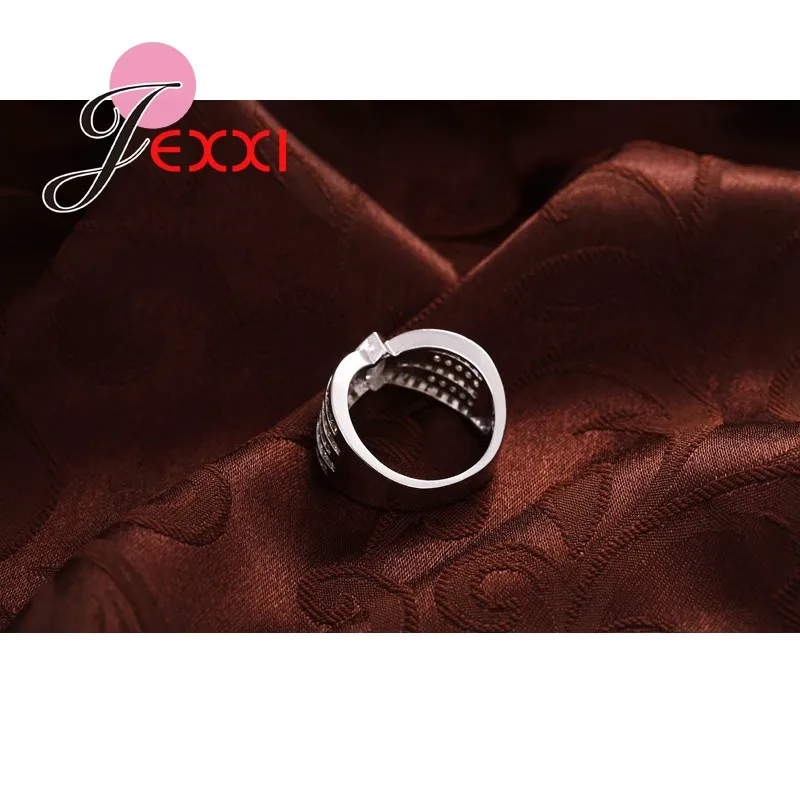 

Top Quality Fashion Luxury Wedding Engagement Rings For Women Full Clear Crystal Finger Rings Bands Jewelry Bague Femme