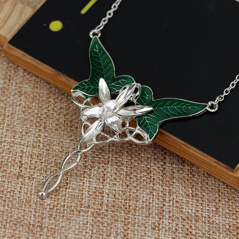 Роскошное высококачественное ожерелье с подвеской Властелин зеленых эмалевых